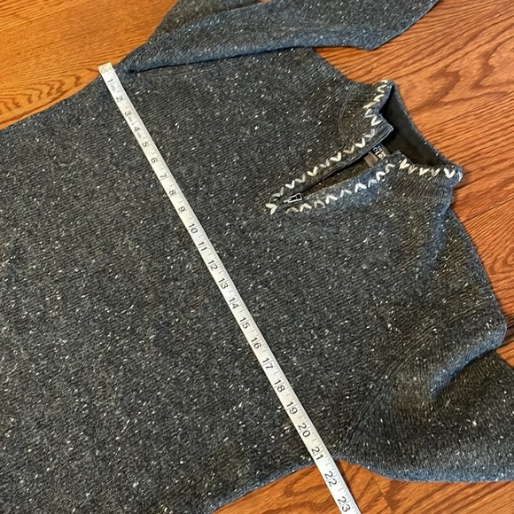 VTG WOOLRICH women’s mock 1/4 zip wool blend black fleck sweater size large - Picture 11 of 12